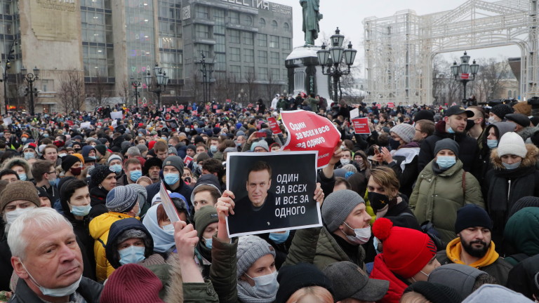 Най-малко 40 хиляди души излязоха по улиците на Москва в