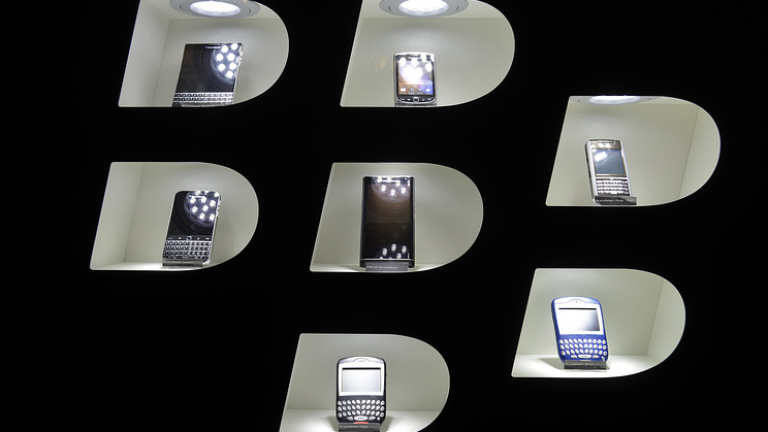  BlackBerry прекратява собственото производство на мобилни телефони