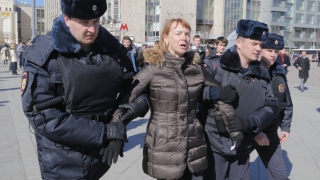САЩ скочиха на Русия за арестите на протестиращи