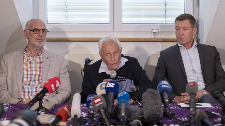 104-годишен австралийски учен пристигна в Швейцария, за да сложи край