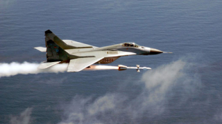 Русия си изкупува от Алжир самолети МиГ-29
