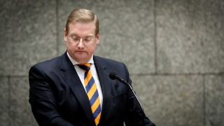 Политически скандал в Холандия седмици преди парламентарните избори