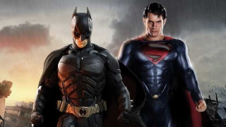 Въпреки критиката "Батман срещу Супермен" пак е на върха