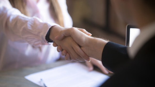 Бургас и районът на южното Черноморие набират спешно нови служители