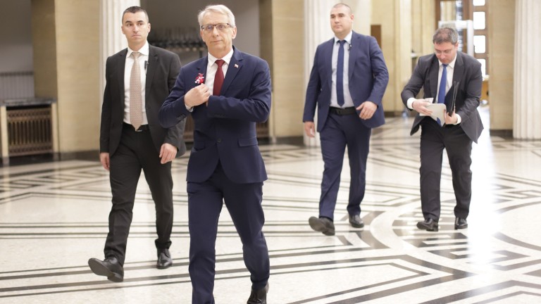 Има риск от повишаване на цените на горивата, обяви премиерът