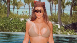 Ким Кардашиян, Кайли Дженър и секси снимките от ваканцията им