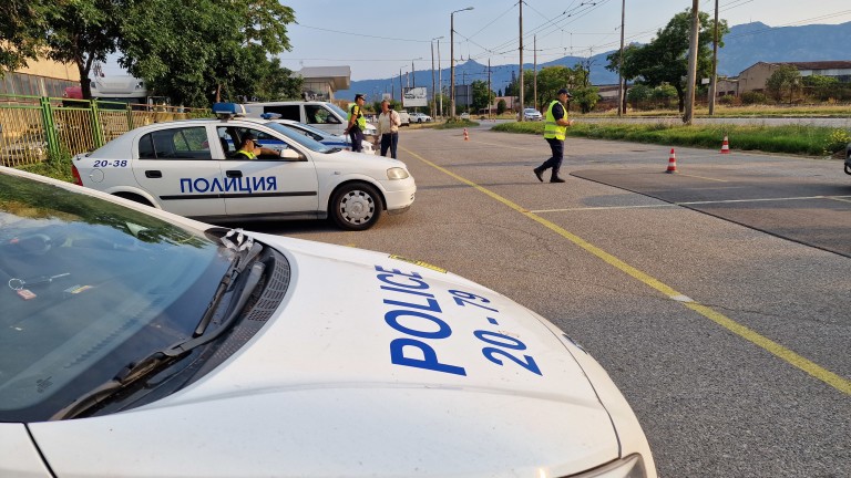 Снимка: Джигити с 90 км/ч над разрешената скорост засече полицията в Сливенско