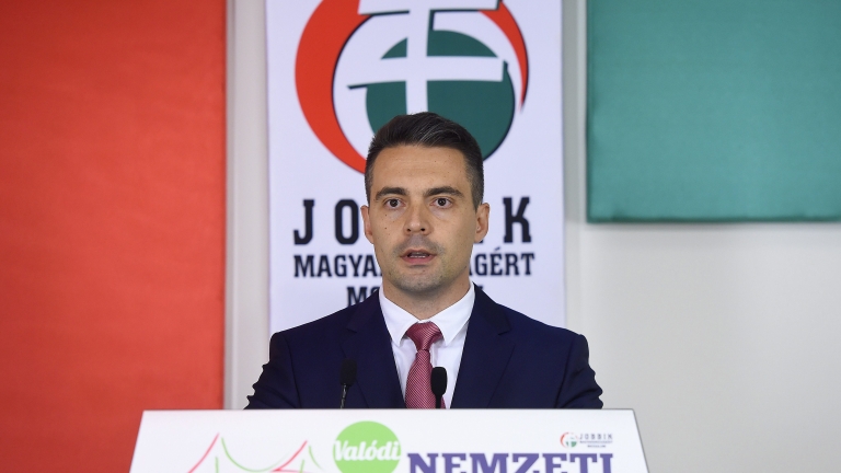 Орбан да подаде оставка, призова унгарската „Йоббик”
