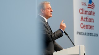 Бившият вицепрезидент на САЩ Ал Гор заяви че държавният глава