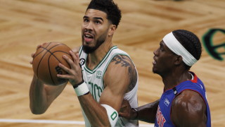 Джейсън Тейтъм вкара решаващата тройка 1 3 секунди преди края и