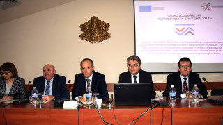 За 5 години 15% по-малко студенти