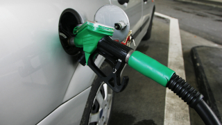 С твърденията за картел се цели натиск върху КЗК, смятат търговците на горива
