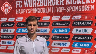 Българският нападател Владимир Николов дебютира за новия си отбор Вюрцбургер
