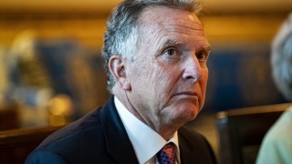 Двама сенатори от Демократическата партия на САЩ изпратиха писмо до