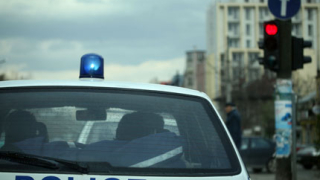Двама полицаи загинаха при катастрофа