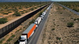  Мексико приканва за преустановяване на щателните инспекции на границата с Тексас 