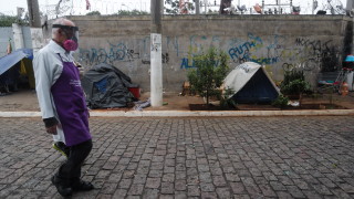 регистрира над 33 280 случая на новия коронавирус през последните