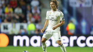 Сагата около Лука Модрич изглежда че скоро няма да спре