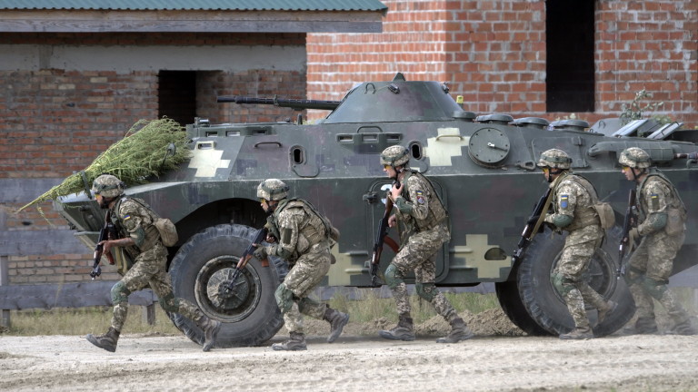 Патова ситуация: НАТО не очаква победител във войната в Украйна