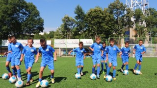 Децата на Левски до 8 години записаха хандбална победа над