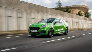 Американският производител Ford представи тази седмица първият си пърформанс SUV