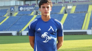 Спортно техническият щаб на Левски ще тества футболист по време на