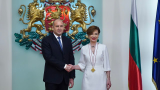 На церемония в Гербовата зала на Дондуков 2 президентът Румен