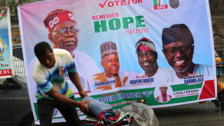 В Нигерия гласуват за наследник на президента Мухамаду Бухари в