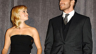 Рийз Уидърспуун и Джейк Гиленхаал се сгодиха