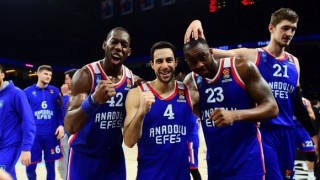 Анадолу Ефес победи Байерн Мюнхен с 92 77 и се утвърди