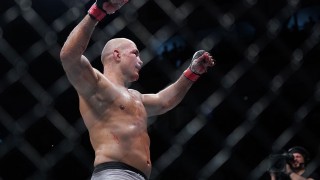 Бразилската ММА легенда Жуниор дос Сантос се закани да победи