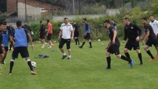 Локомотив Пловдив тренира във фитнеса на хотела в който футболистите
