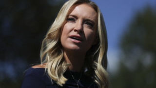 Прессекретарят на Белия дом Кейли Макенани обяви че е дала