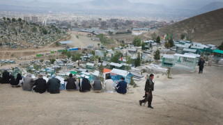 Талибаните съобщиха че са извършили смъртоносна атака по база на