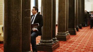 Ако господин Карадайъ прочете малко по нататък в Конституцията ще види