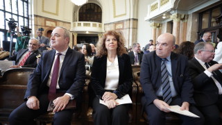 В присъствието на вицепрезидента Илияна Йотова главния прокурор Иван Гешев