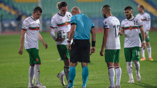Българският национален отбор по футбол гостува днес от 19 00 часа