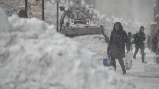 Рекорден снеговалеж падна в Москва тази сутрин съобщава ТАСС По данни