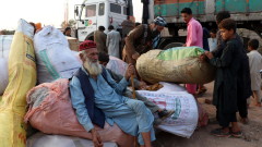 Как Пакистан планира да експулсира над 1 милион афганистанци