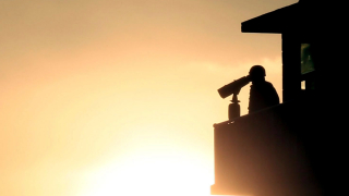 Шпионският сателит на Северна Корея е "жив" и маневрира в космоса