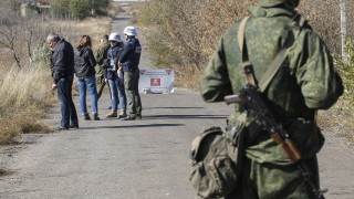 Украински войски и сепаратисти се изтеглят от фронтовата линия