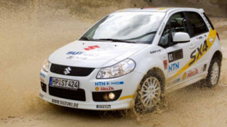 Suzuki с нова лимитирана серия на SX4  
