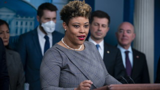 Директорът на Службата за управление и бюджет на Белия дом