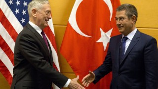 Турция да се съсредоточи върху „Ислямска държава” в Сирия, призова Пентагонът