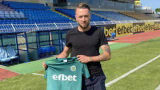 Френският защитник Кентин Оливе ще играе за Нефтохимик през новия