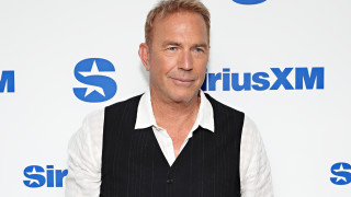 Може и да преживя тежък развод затова пък в професионален