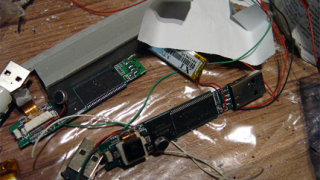 Българи в ареста на Брюксел за клониране на банкови карти