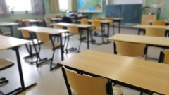 Евакуираха училище в Бургас заради сбиване между дванадесетокласнички