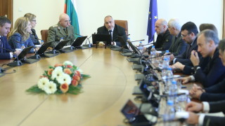 Спецпрокуратурата пази в тайна разпитала ли е Борисов за Барселона; Няма нови случаи на коронавирус у нас