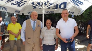 Министърът на младежта и спорта Красен Кралев удостои боксьор №1